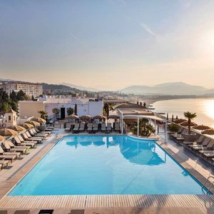 Panoramic Pool area