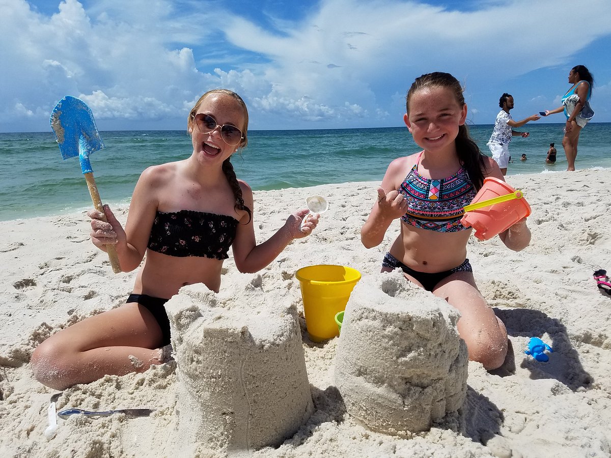 Building Sand Castles, Castles Outdoor Games, Fort Building Games