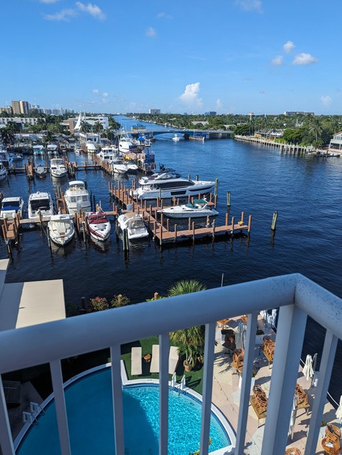 SANDS HARBOR RESORT HOTEL & MARINA $86 ($̶1̶7̶5̶) - Updated 2023 Prices ...