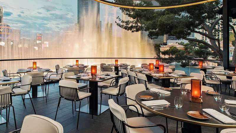 Outdoor dining with view of the fountains of Bellagio, in Las Vegas