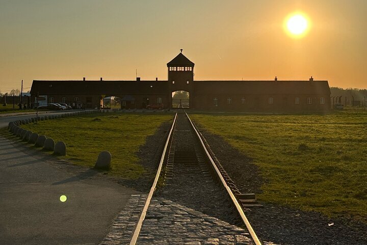 2024 (Krakow) Full-Day Guided Tour In Auschwitz Birkenau And Salt Mine