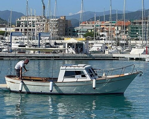 boat tours from genova