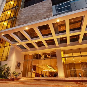 Entrance - Global Hotel Panama