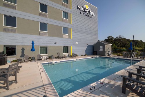 MICROTEL INN & SUITES BY WYNDHAM REHOBOTH BEACH - Prices & Hotel ...