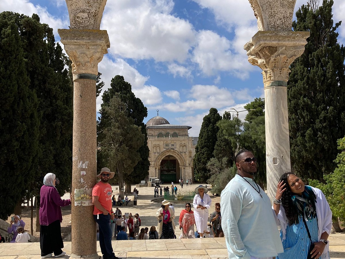 Enjoy Your Virtual Tour of Israel with Tour Guide Roni Winter