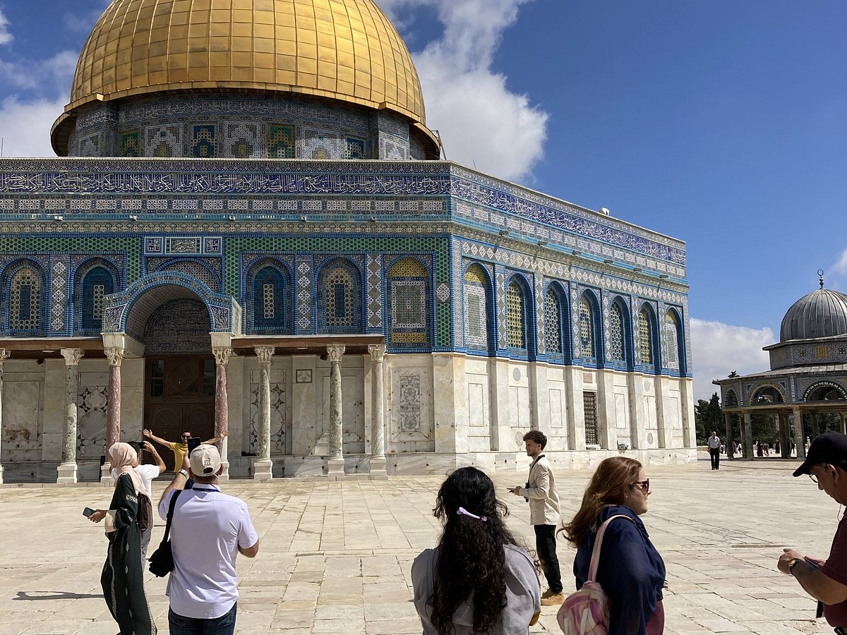 Enjoy Your Virtual Tour of Israel with Tour Guide Roni Winter