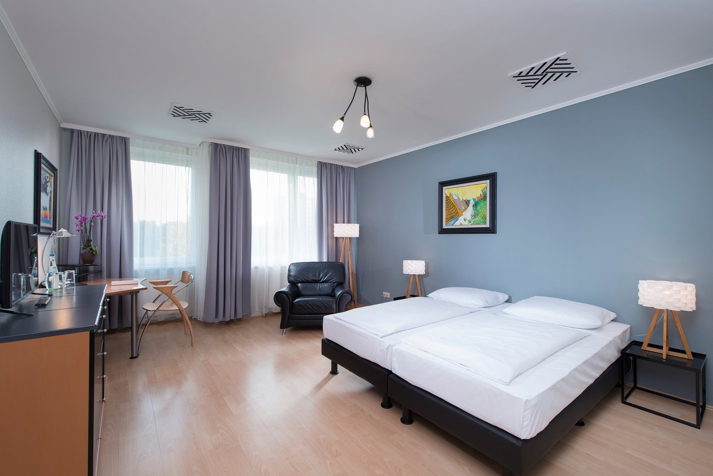 CITY HOTEL BERLIN EAST $108 ($̶1̶6̶6̶) - Prices & Reviews - Germany