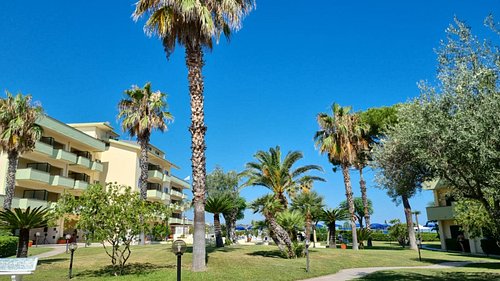 HOTEL VILLAGE PARADISE - Prices & Resort Reviews (Marina di ...