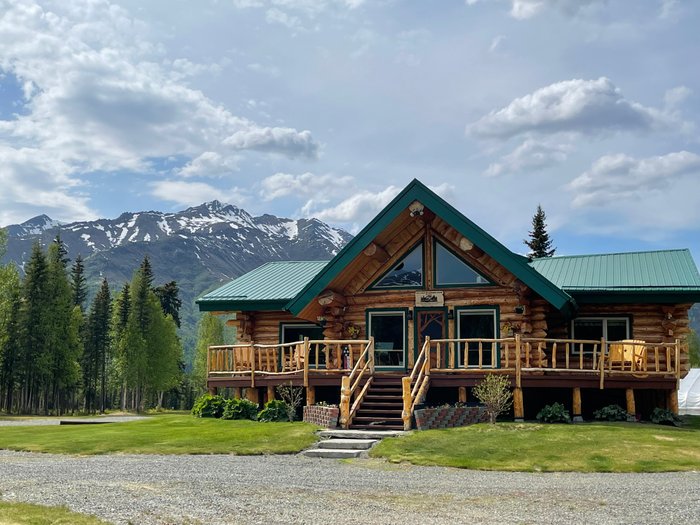 LOG CABIN WILDERNESS LODGE - Updated 2024 Campground Reviews (Tok, Alaska)