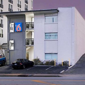 Motel Atlanta GA Downtown Exterior
