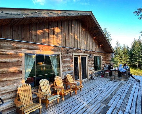 The Tack Shack in Clearwater, Canada - Lets Book Hotel