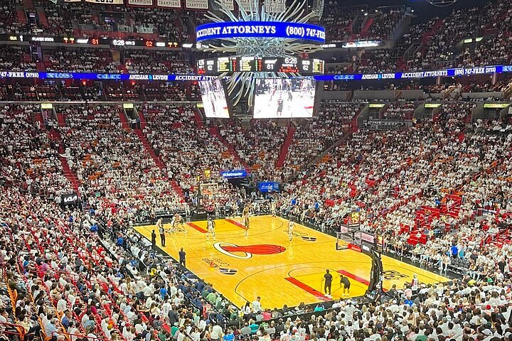 Tripadvisor  Ingresso para o jogo de basquete do Miami Heat no