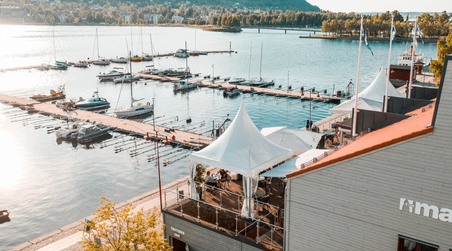 Utsikt över Storsjön från Marités takterrass