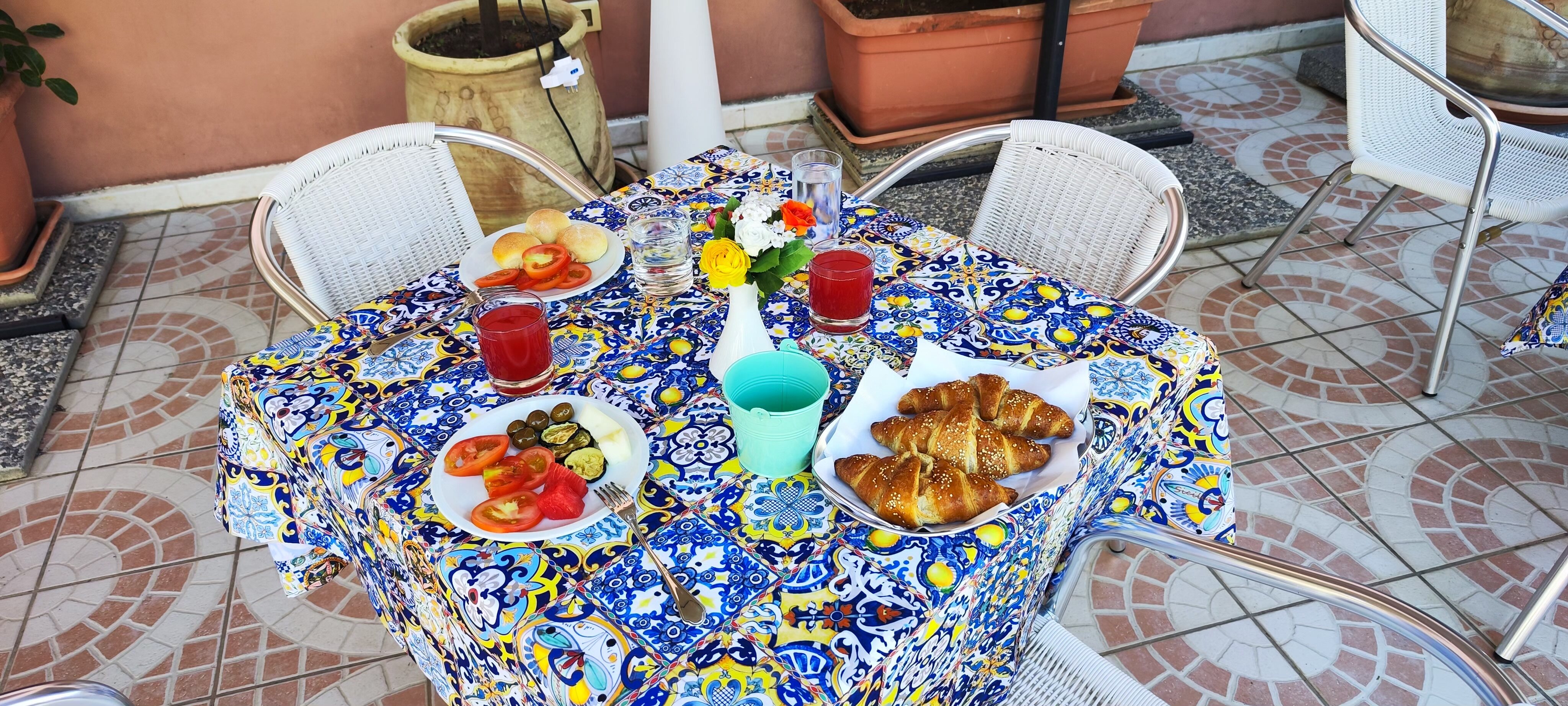 HOTEL TRINACRIA - Prices & Reviews (Palermo, Sicily) HOTEL TRINACRIA - Prices & Reviews (Palermo, Sicily)