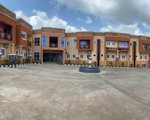1828 hotel and suites ondo reviews