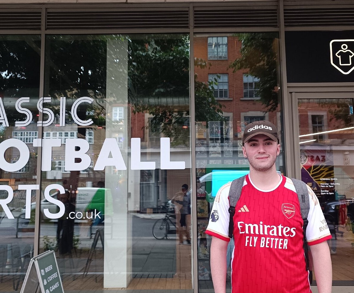 Classic Football Shirts Teams Up With Storefront To Launch London