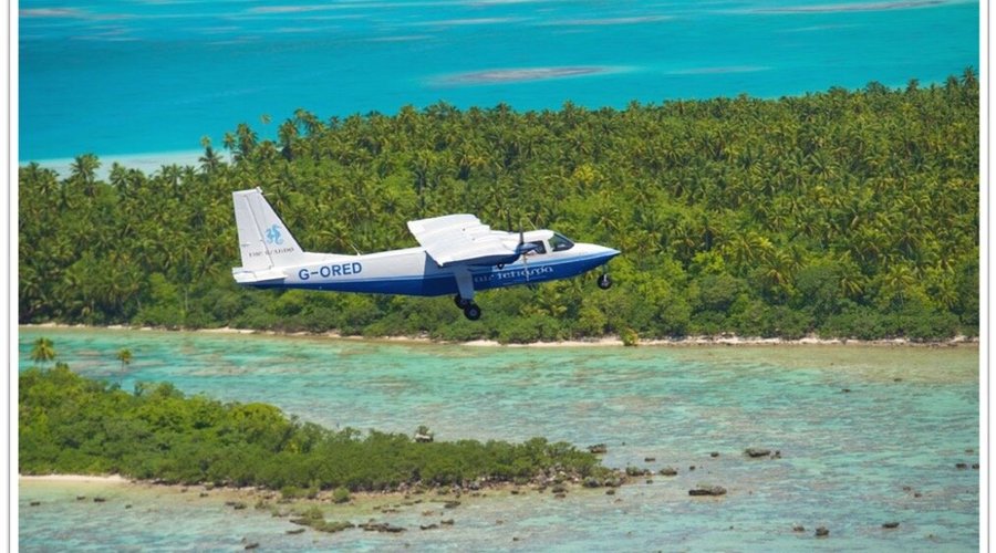 Air Tetiaroa Twin Otter aircraft - 20-min flight from Papeete to Tetiaroa