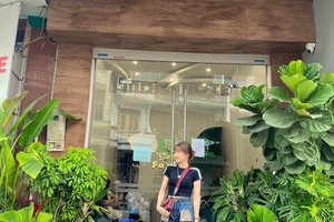 Khách du lịch