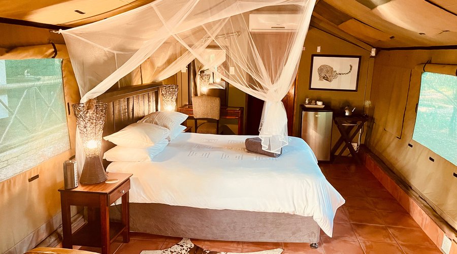 Luxury Safari Couple Tent Bushbuck 
