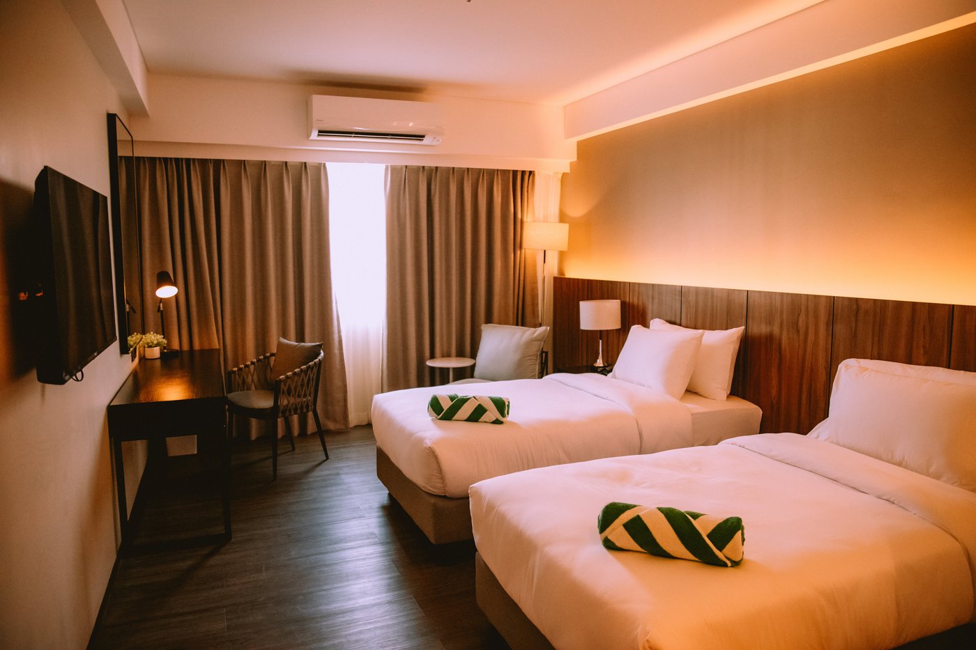 THE MAXIMILIAN HOTEL (AU$57): 2024 Prices & Reviews (Cauayan City ...