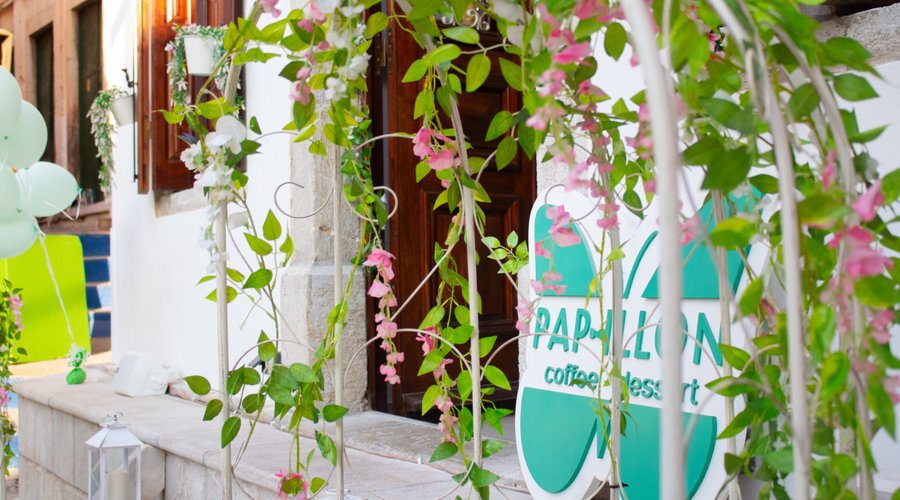 PAP-ILLON COFFEE & DESSERTS, Gialos - Menu, Prices & Restaurant Reviews - Tripadvisor
