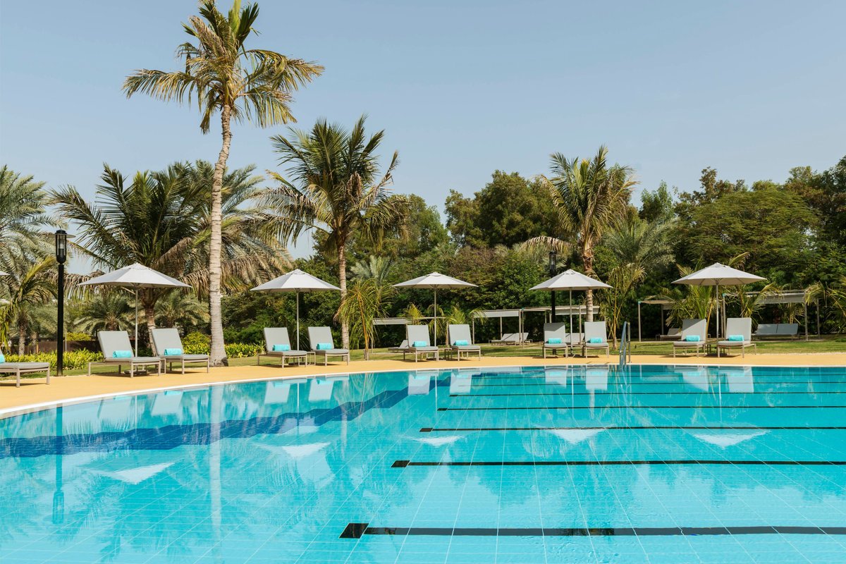 Le Royal Meridien Beach Resort & Spa Pool Pictures & Reviews - Tripadvisor