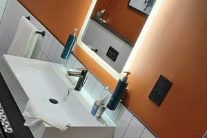 Room & Suite
