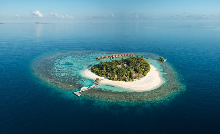 Why even bother changing the names of colours? Paradise, Maldives
