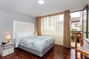 Room & Suite