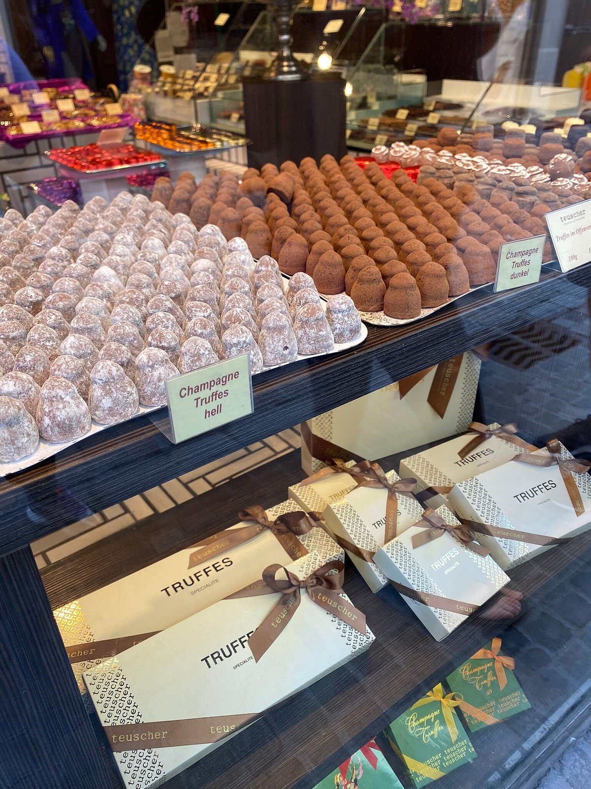 swiss chocolate walking tour of zurich