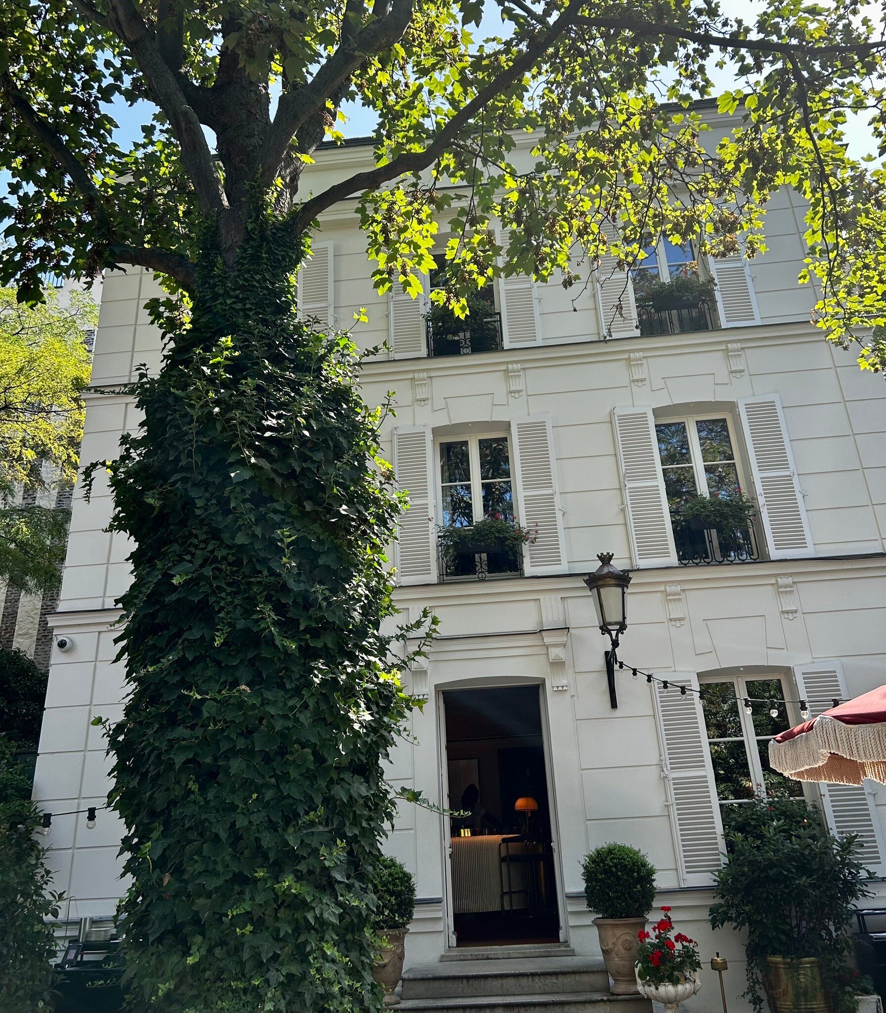 HÔTEL PARTICULIER MONTMARTRE - Prices & Hotel Reviews (Paris, France)