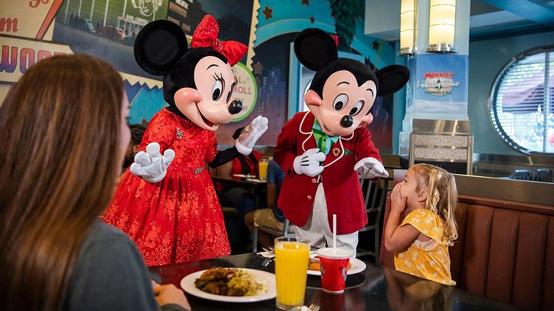 Disney for Adults: 10 Best Things to Do at Disney World without Kids (2023)  - FamilyVacationist