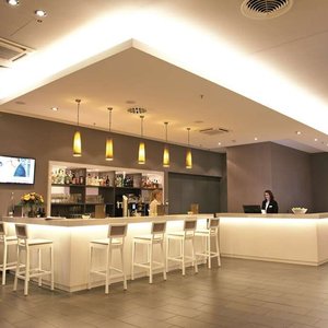 Reception & Hotelbar