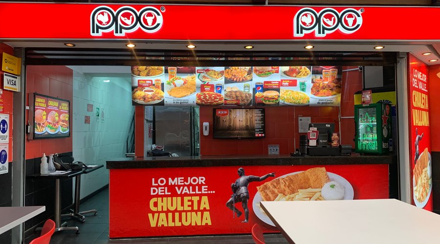 "Visítanos y vive una experiencia de sabores solamente al estilo PPC Pollo Pizza Carne 🍗🍕🥩,recuerda que en PPC le damos gusto a tu gusto."