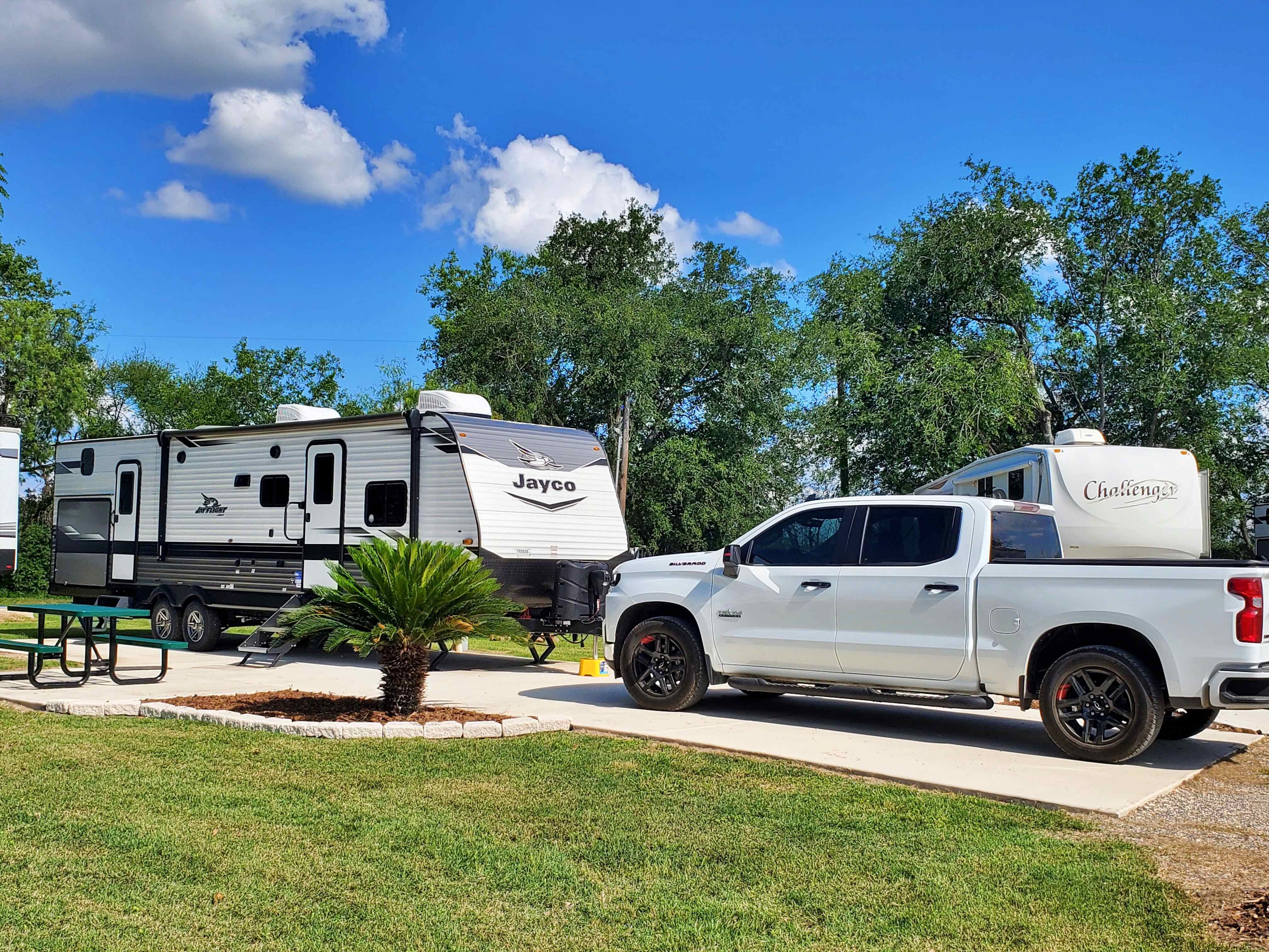 HIDDEN VALLEY RV PARK - Campground Reviews (Von Ormy, TX)