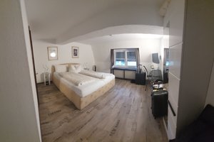 Zimmer und Suite