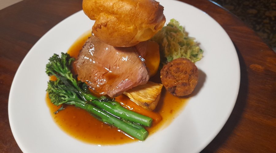 Sunday Lunch 2023 