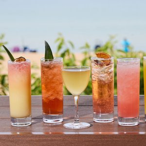 Delta Hotels by Marriott Virginia Beach Bayfront Suites in Virginia Beach