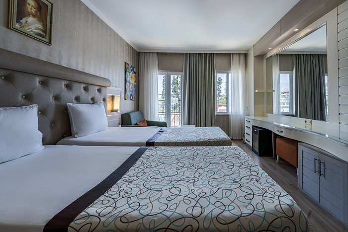 Orange County Hotel Rooms & Suites