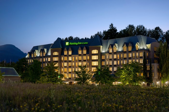 HOLIDAY INN & SUITES NORTH VANCOUVER, AN IHG HOTEL $139 ($̶2̶3̶8̶