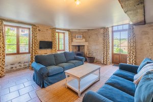 Room & Suite