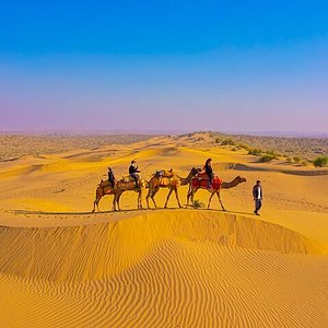 golden desert safari jaisalmer