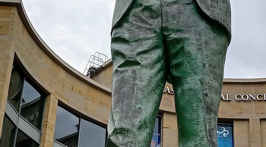 ANOTHER POLITICIAN STATUE