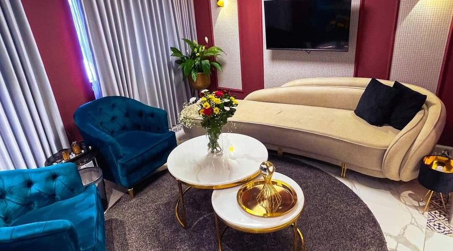 Situated in the heart of the old city of Jerusalem... It's a place that mixes the beauty and nobility of the buildings in the old  city of Jerusalem with the luxury of the most beautiful hotels. Extremely recommended for a truly nice stay