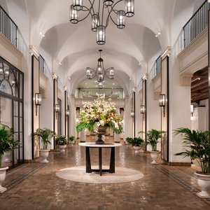Vinoy Lobby