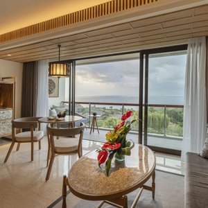 Segara 2BR Ocean View Room