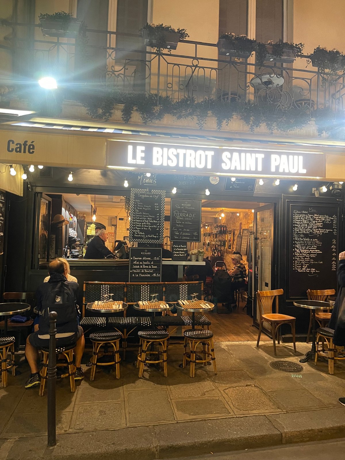 Bistrot Le Bistrot Saint Paul, Париж: лучшие советы перед посещением -  Tripadvisor