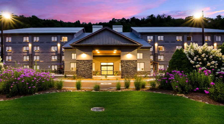 Hotel Exterior Front Entrance