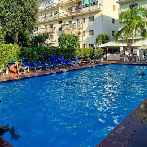 COMFORT HOTEL GARDENIA SORRENTO COAST $147 ($̶1̶7̶2̶) - Updated 2023 ...