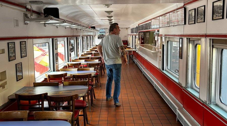 Carney's Restaurant